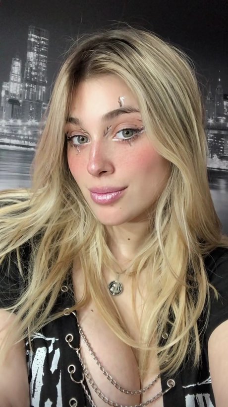 Cami Landi sexe de star du porno image