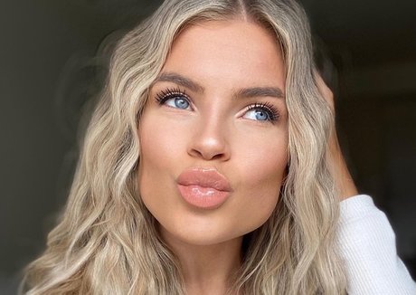 Kristen Conger_ étoile sympa image