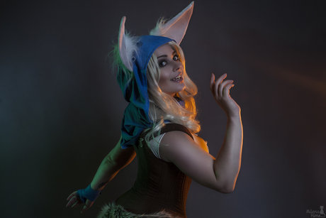 Milena Hime_ étoile chaude photo