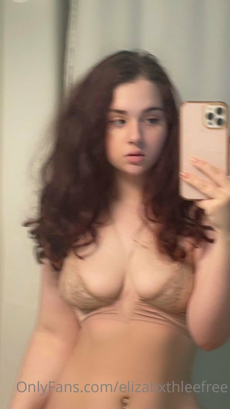 Elizaxleee étoile nue galeries