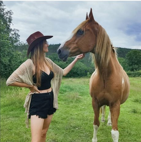 Ewenae étoile hd img