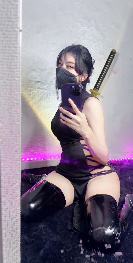 Lily waifu actrice hd galeries