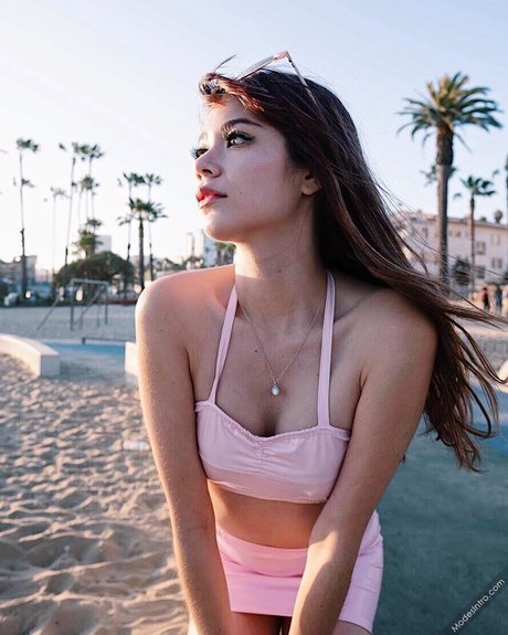 Melodi Flack_ actrice exclusive des photos