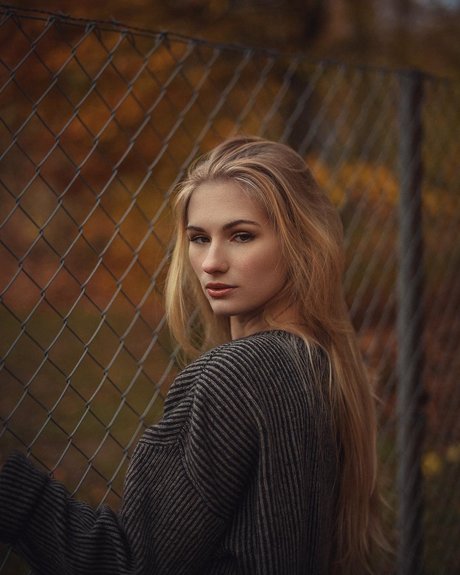 Alrun Steiner_ actrice chaude photo