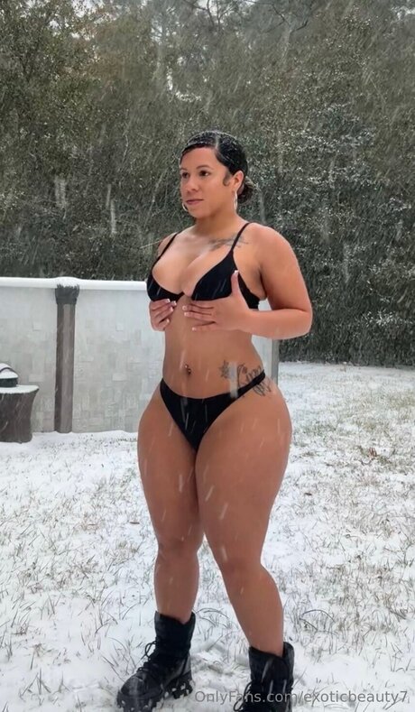 Exotic Beauty étoile gratuite galerie