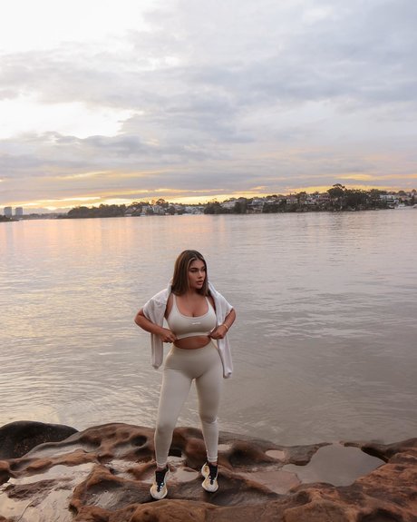 Maria Perez_ jolie actrice image