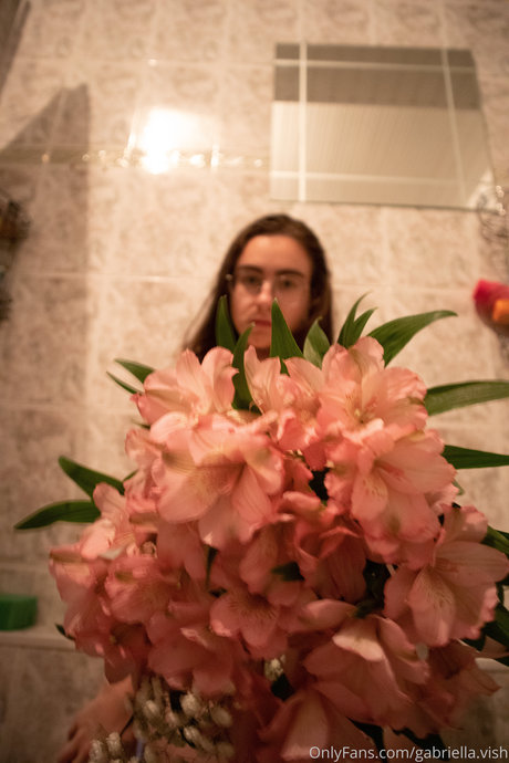 Gabriella Vish beau modèle photos