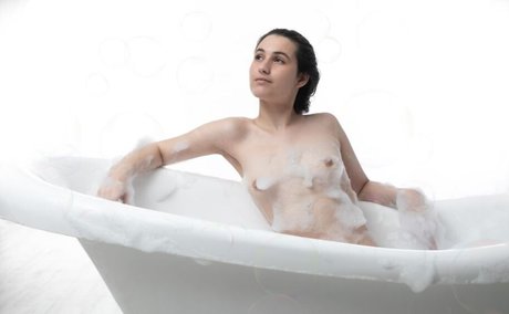 Yuval King actrice hd photo