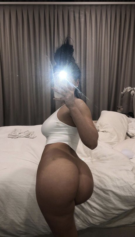 Bonham Miano star du porno érotique photos