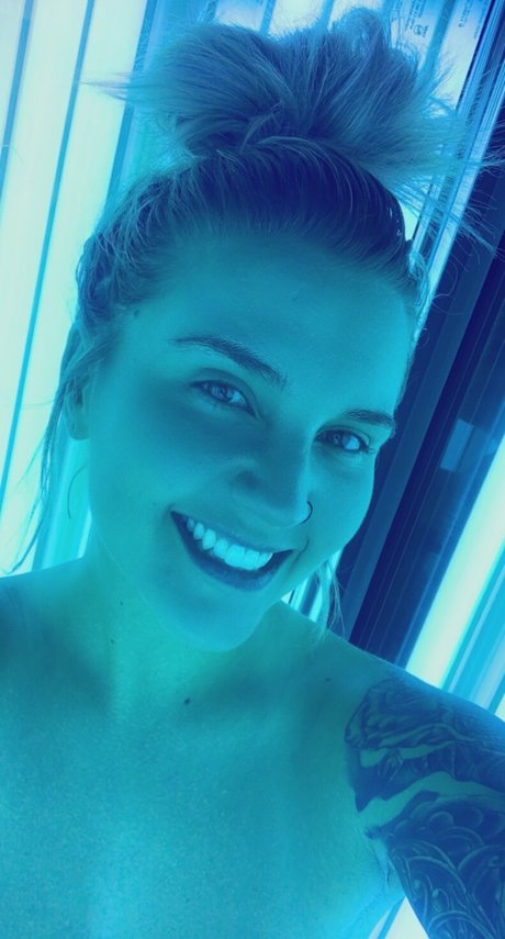 Chloe Yonker étoile sexy archive