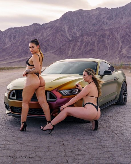 Jeanette G star du porno nue galeries