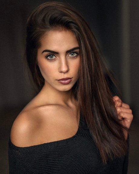 Marlen Valderrama Alvarez modèle adulte galerie