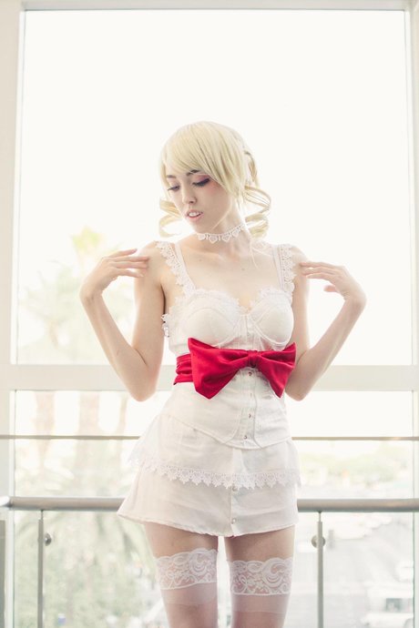 _Zoe Flood actrice hd photos