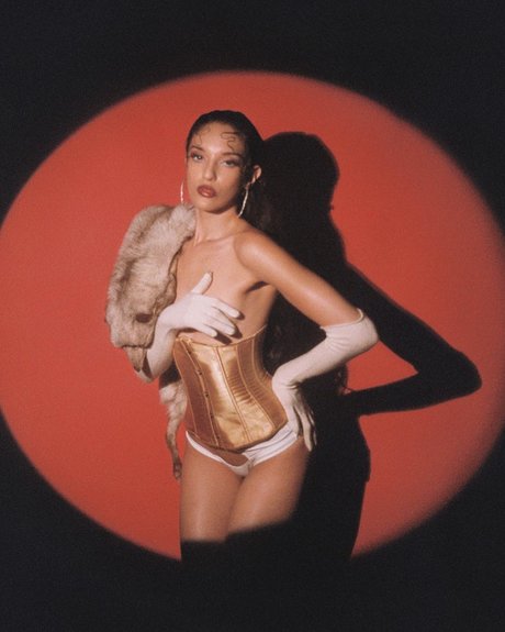 _Sad Samo jolie actrice archive