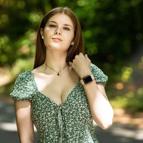 Anouk modèle pornographique galerie