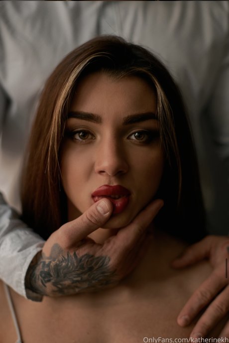 Ekaterina Khokhlova_ sexe star du porno des photos