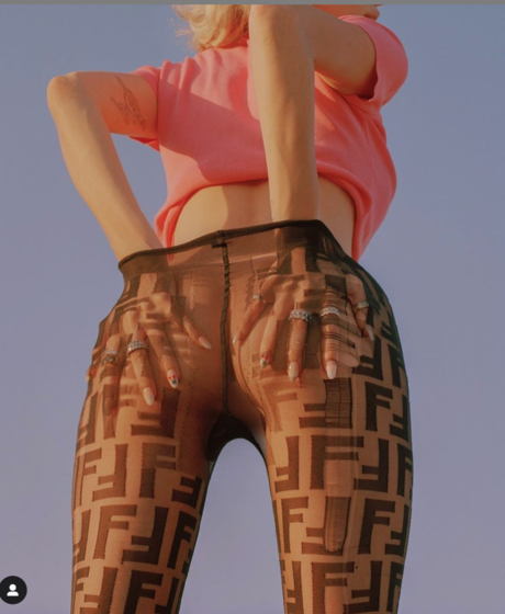 Cherie Madeline étoile nue galeries