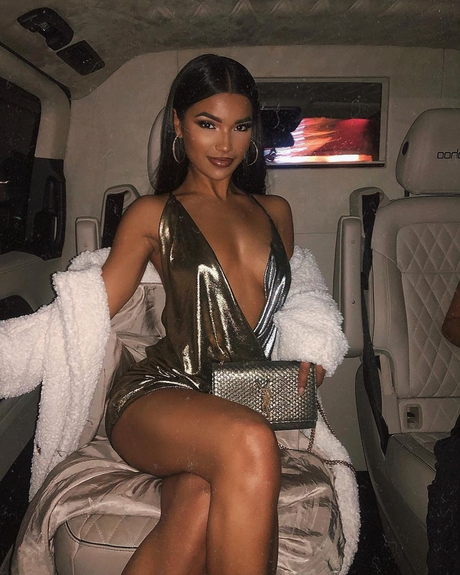 influenceur asiatique onlyfans assez haute qualité photos