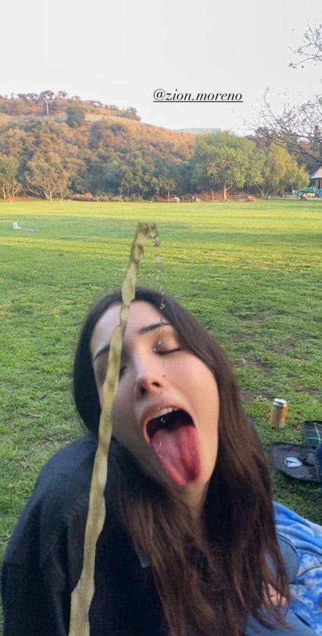 Zion Moreno modèle meilleur des photos