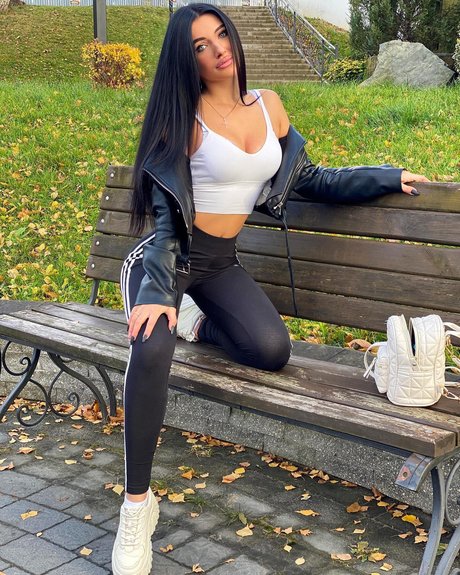 Dianna Petrova beau modèle images