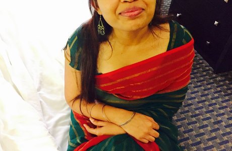 Pankhuri Kunal star du sexe galeries