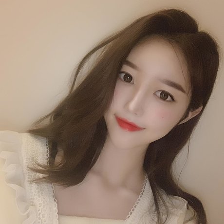 Vin Daily art modèle archive