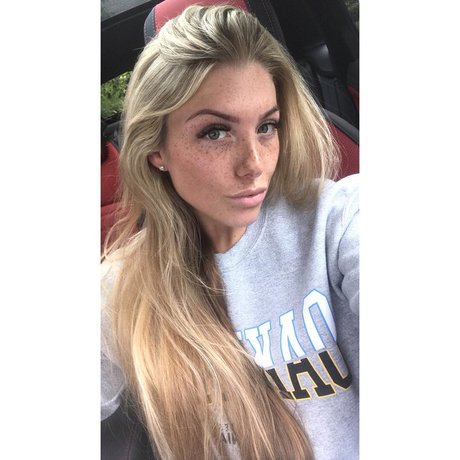 Bethany Samuels star pornographique collection