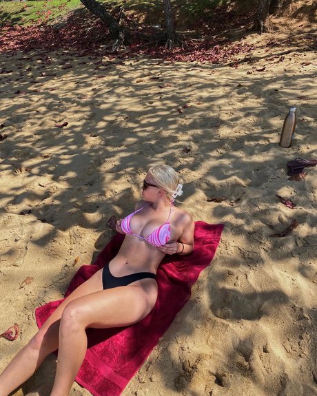 Jayger Hembling actrice libre photos