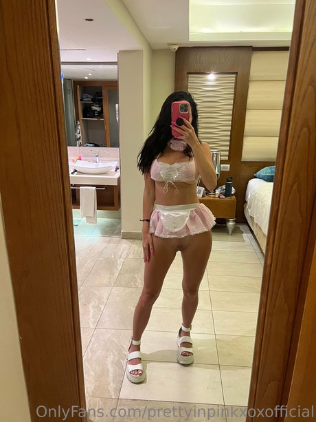 Pretty In Pink xox s star du porno gratuite photos