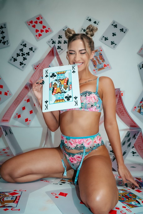 Karli Karberg haut étoile images