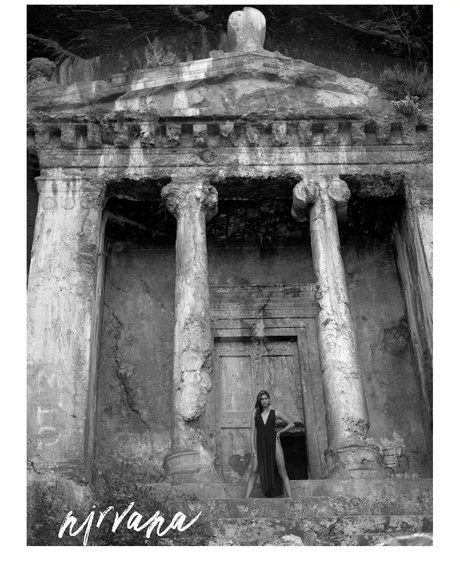 Nicole Sunde star du porno sexy des photos