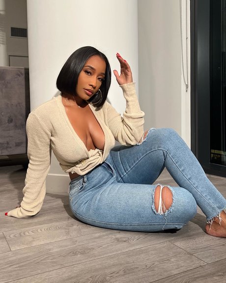 Jazzmine Jackson star du porno belle galerie