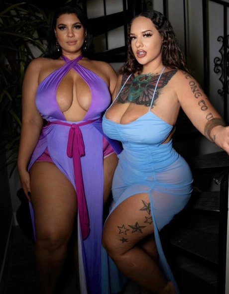 Shady Shaina modèle xxx images
