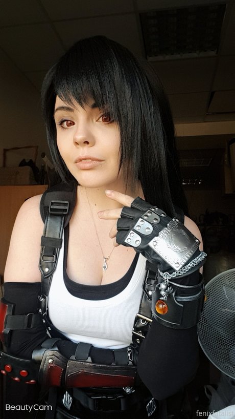 Mariia Karpenko haut modèle photo