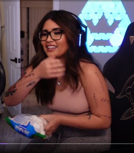 _Jydn lol actrice sexy images