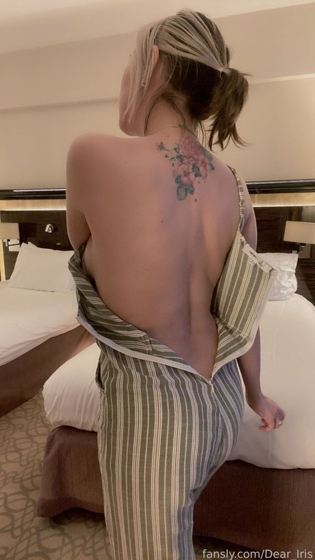 Dear Iris modèle meilleur des photos