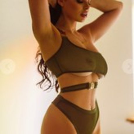 Lily Van Dyke actrice de sexe des photos