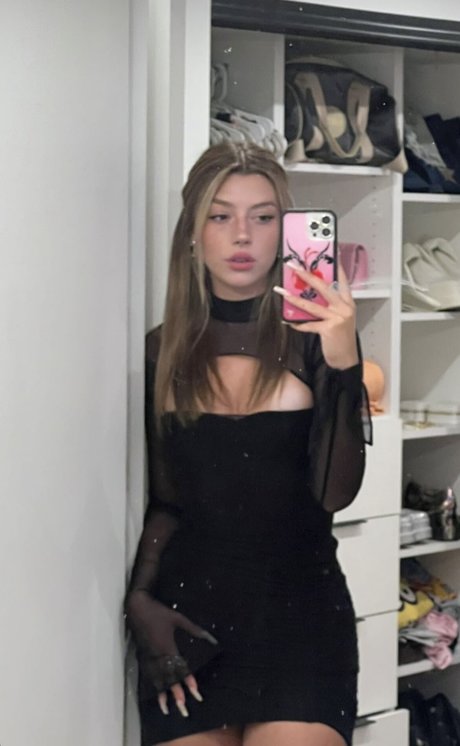 Sissy Sheridan modèle hd archive