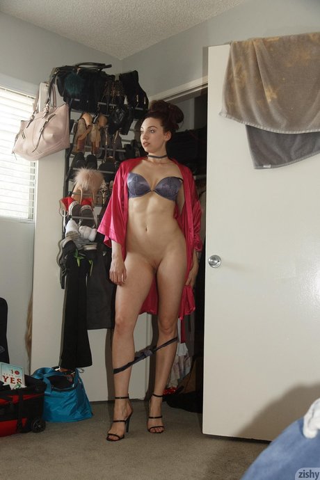 Stephani Miller_ star du porno nue photo