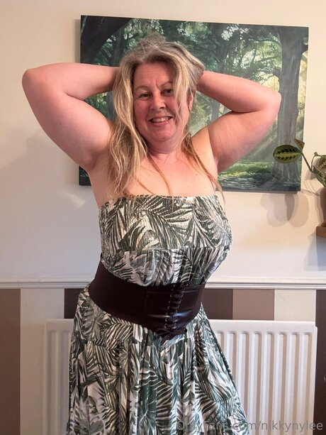 Nikkynylee star du sexe images