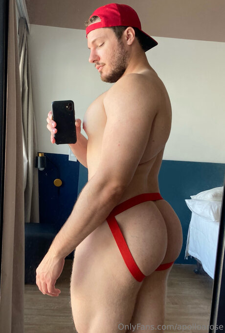 Apolloarose actrice chaude image