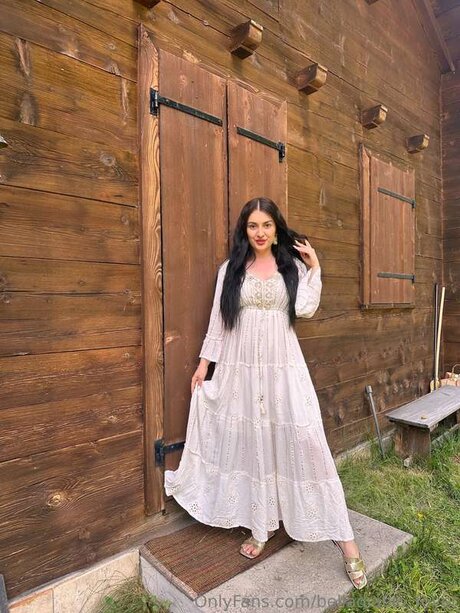 Belladiablo Foyer actrice chaude photo