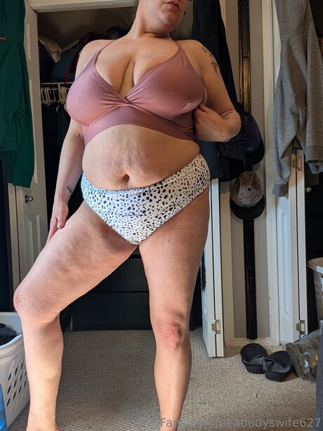 Peabodyswife627 modèle porno galerie