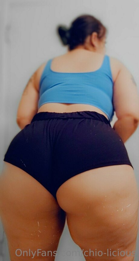 Chio Licious modèle pornographique galeries