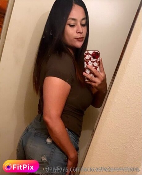 chaton potelé uniquementfans pornographique nu des photos