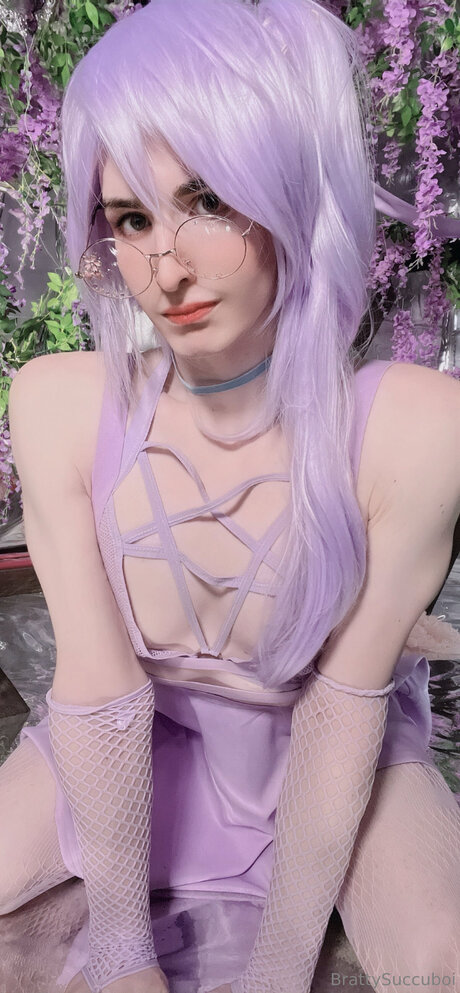 Tomboysuccubus modèle magnifique image