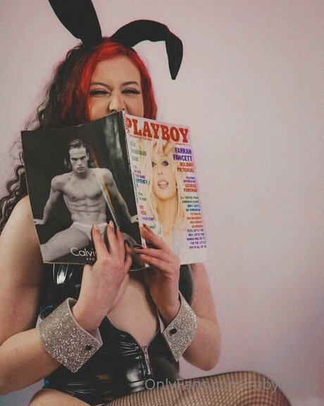 Poket Fairy actrice nue galeries