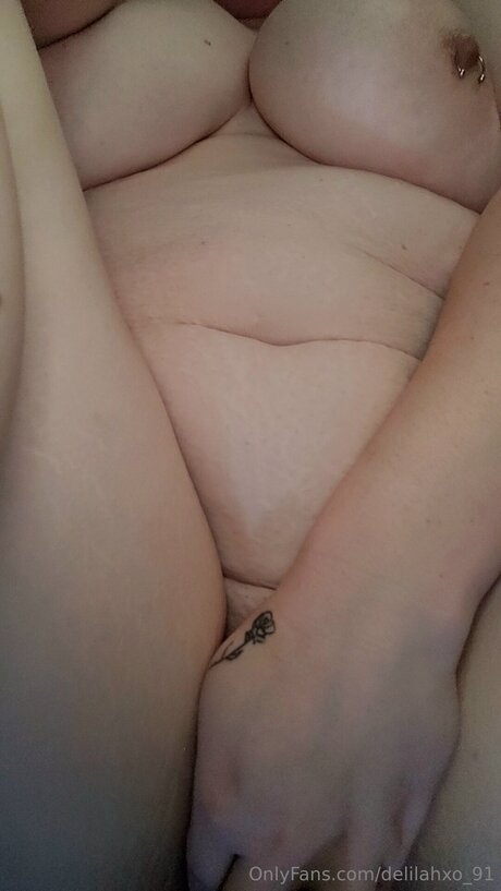 Delilahxo 91 modèle joli images