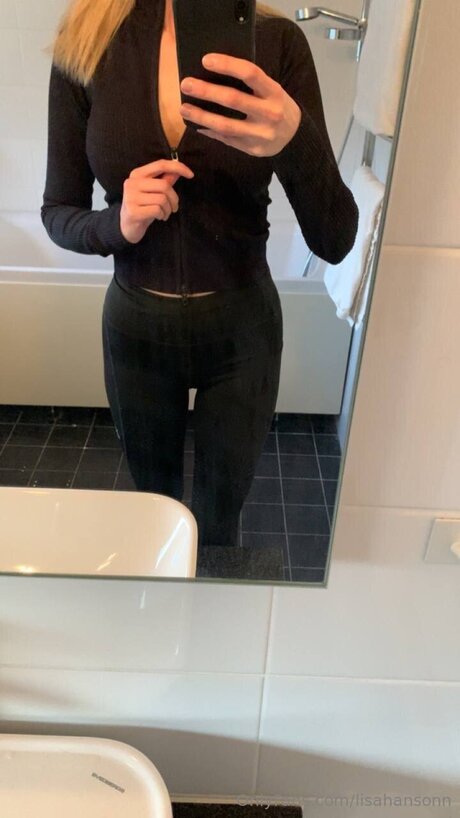 Lisahansonn actrice de sexe photos