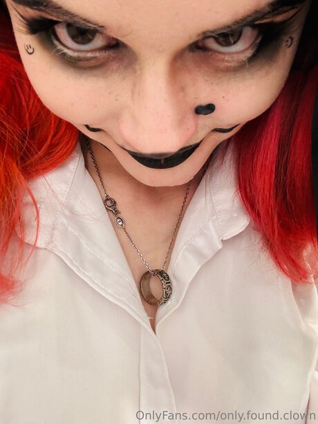 Only Found Clown actrice exclusive images